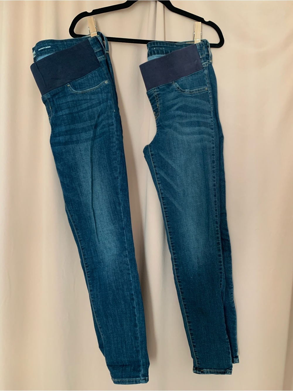2 pr Levi's Signature by Levi Strauss & Co. Maternity Skinny jeans